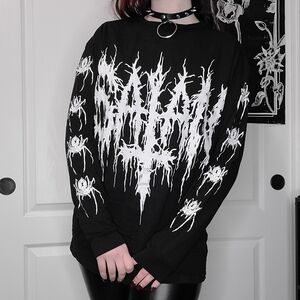Satan long sleeve metal font top